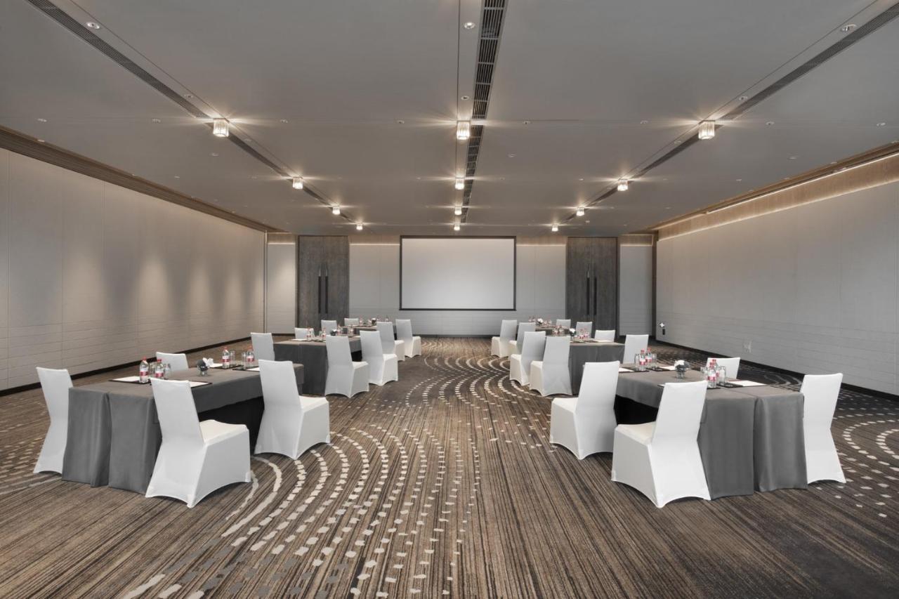 Crowne Plaza Wuhan Optics Valley By Ihg Extérieur photo